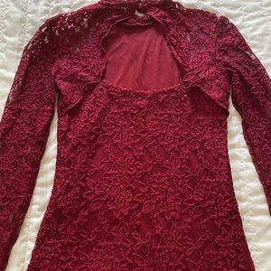 Red lace mini dress with open back detail - small